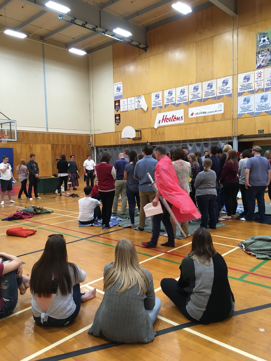 UNBFFacultyofEd's tweet photo. Important afternoon doing a blanket exercise with our B.Ed. ‘18 pre-service teachers @MargaretKress https://t.co/LdsRwCnaXs