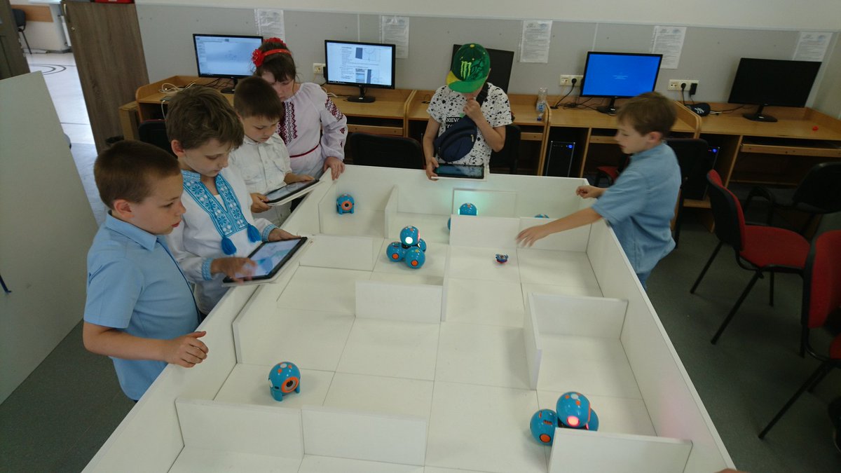 _OlgaOrlova's tweet image. Деші блукають лабіринтом
#Wonder #DashDot