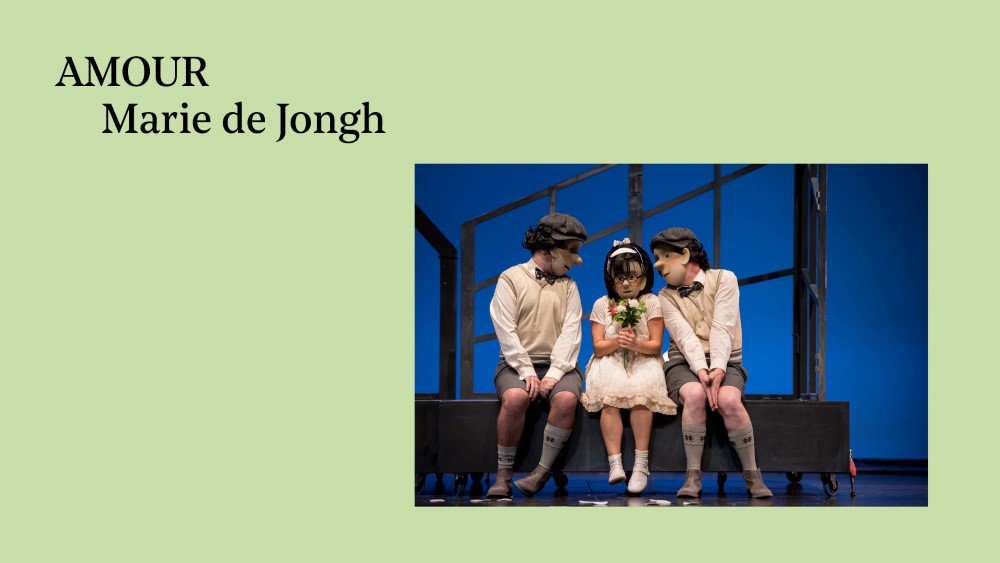 teatrenacional's tweet photo. Un any més, #elTNCpetit ofereix al públic familiar espectacles de gran qualitat per a tots els públics. Durant la temporada #TNC1819 podrem veure #amourTNC, #petitsprínceps i #lagallinadelsousdor #TNC1819 https://t.co/gZuya87bpr