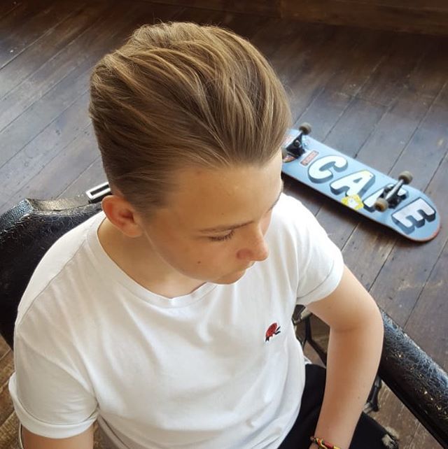 MaxOliverMH's tweet photo. Rolling with the times 🤙🏻
•
•
•
•
•
•
#Maxoliver #menshair #mensstyle #hair #hairdressing #hairstyles #barbershopconnect #style #london #hairvid #fashion #streetfashion #menswear #mensfashion #streetwear #clothing #travel #blog #travelblog #haird… https://t.co/Vpvp1AMl3D https://t.co/HRpm9P0XJe