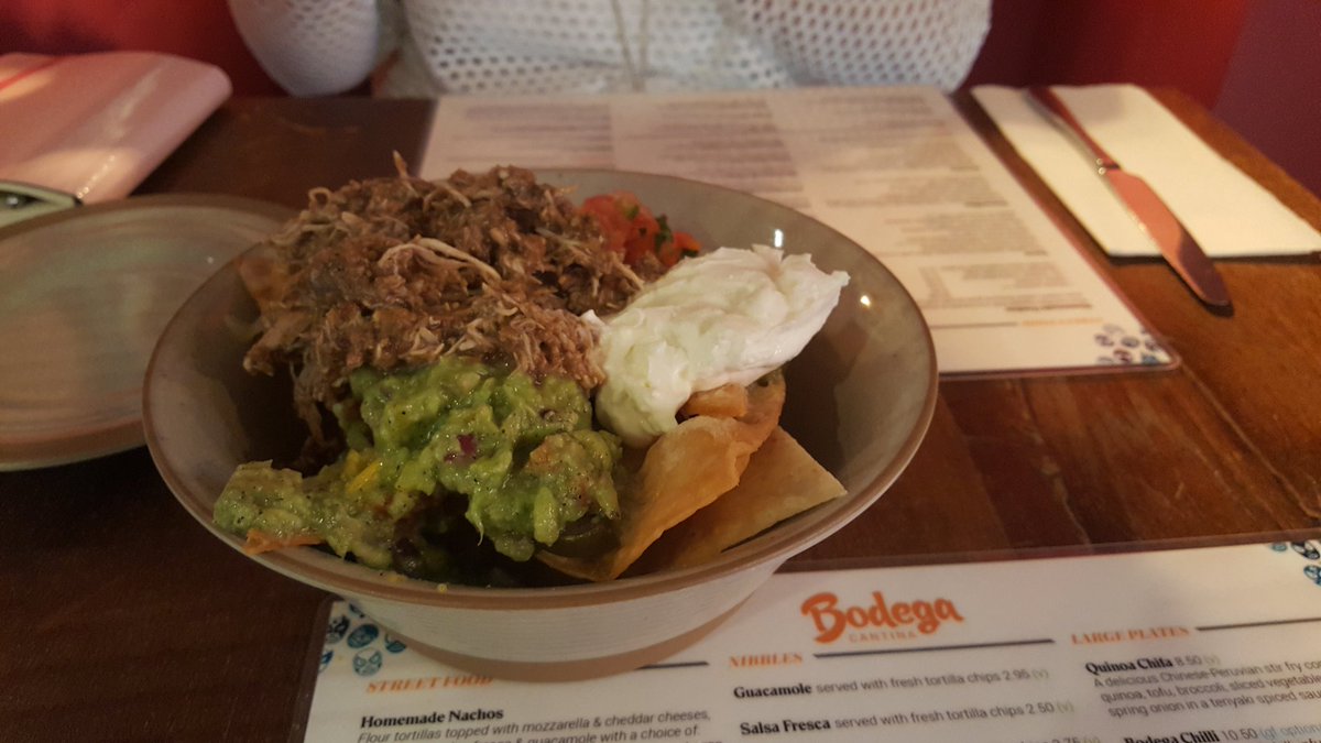 StickyBeakBlog's tweet photo. Fab to be back at @BodegaDerby and these guys do the best #Nachos in town #MoleChicken https://t.co/75sO0ve2zt