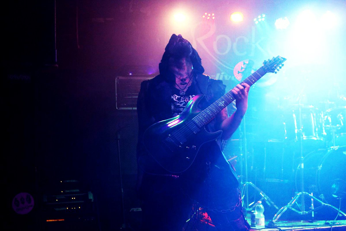 GotlandMetal's tweet photo. Gotland live at Blue Rose Saloon in Milan (🇮🇹)

📸 by Nikola Altea

#gotland #barbariclegions #italic #black #metal #band #italy #italian #live #show #concert #bluerosesaloon #club #thanks #nikolaaltea #photo #photographer #photography https://t.co/1TQD1VBOoo