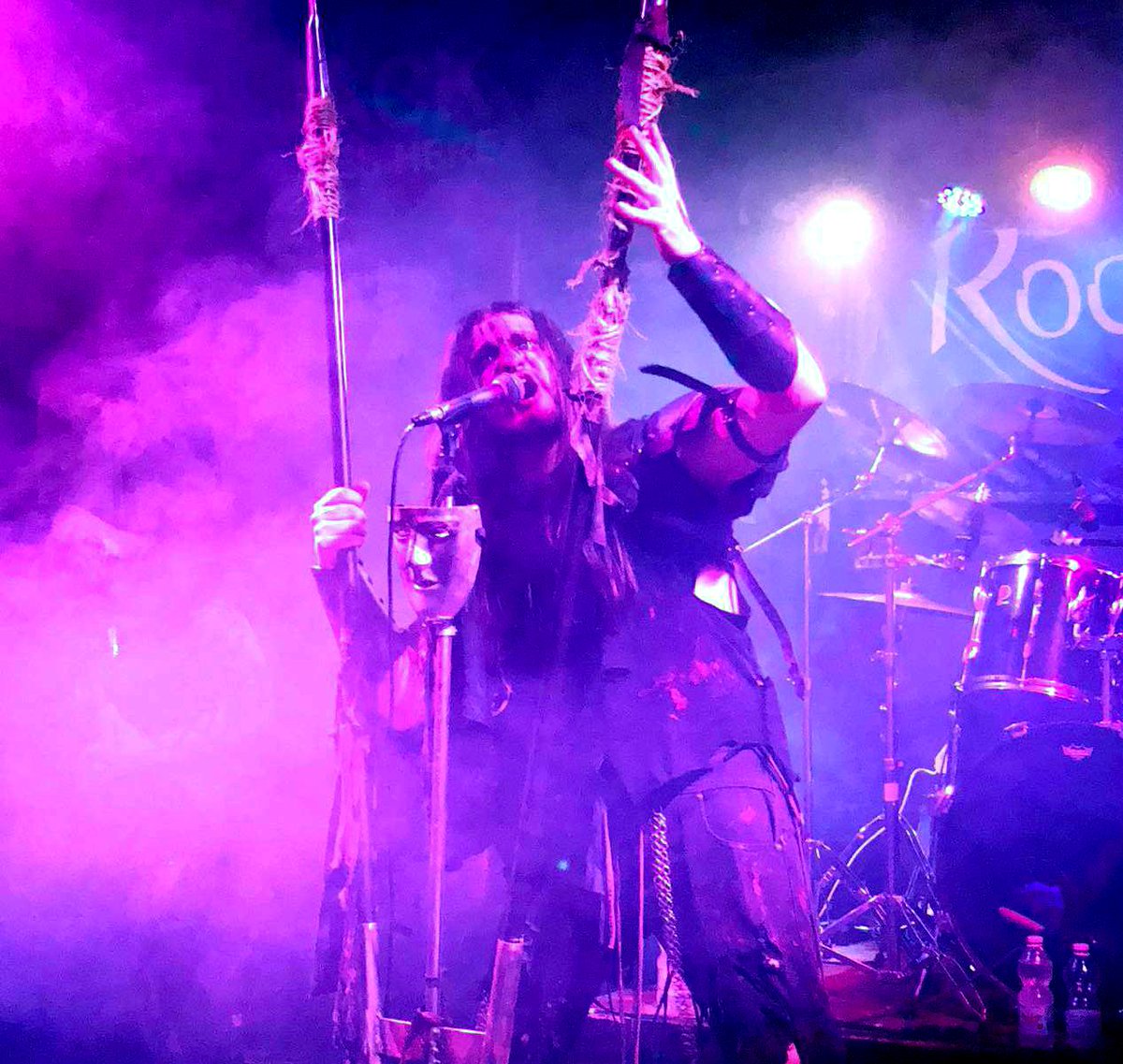 GotlandMetal's tweet photo. Gotland live at Blue Rose Saloon in Milan (🇮🇹)

📸 by Nikola Altea

#gotland #barbariclegions #italic #black #metal #band #italy #italian #live #show #concert #bluerosesaloon #club #thanks #nikolaaltea #photo #photographer #photography https://t.co/1TQD1VBOoo