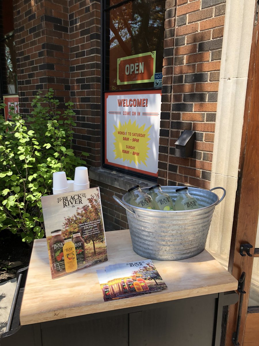 Come and see me until 6 today <a href="/thesweetpotato/">The Sweet Potato</a> for some lemonade samples out in the sun ✌🏼