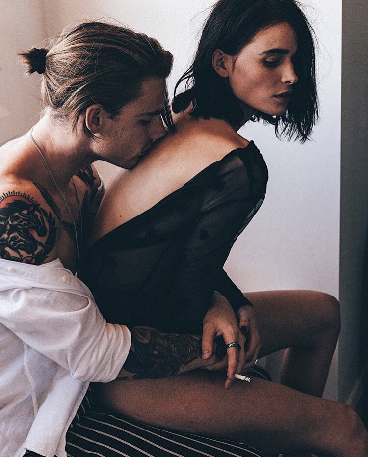 brooklynrlts's tweet photo. Daydream of anything but me, love. https://t.co/EhUkmfRbNS