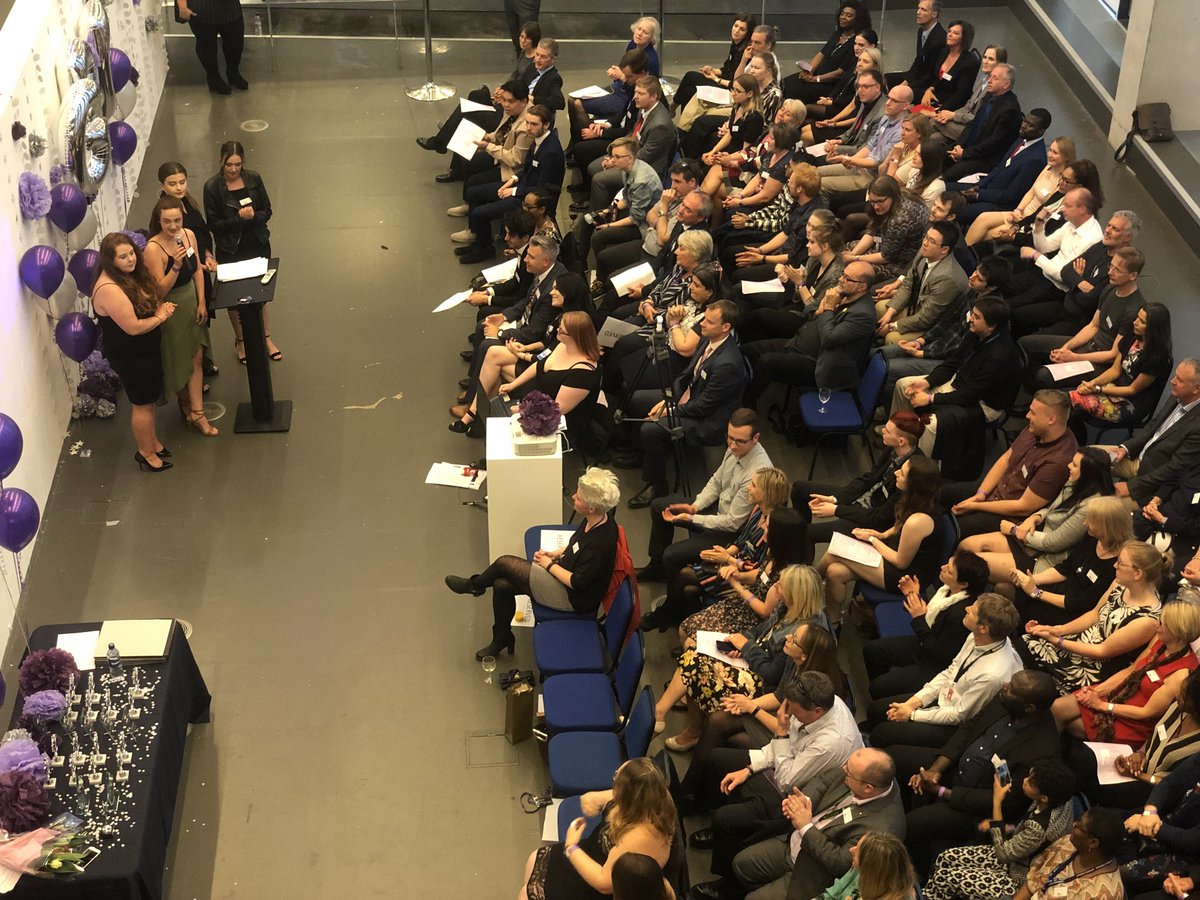 VPSAGreenwich's tweet photo. This is exactly what the Student Led Teaching Awards are all about. Students thanking staff for their efforts to help expand and grow their knowledge!! Well done @prfraternity and @UoGMS for supporting!! @sugreenwich https://t.co/n9pH6IXGWI