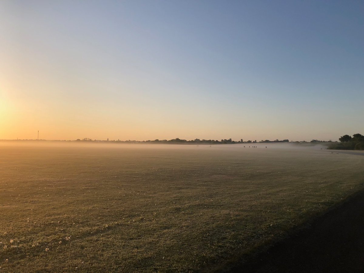 HannahVaughan91's tweet photo. Almost there🚶🏼♀️🌅 The Dambusters Miles was a fantastic way to commemorate the 75th anniversary of Operation Chastise. Well done to Foots and @UBASBlueLions for organising such a great evening, and a massive thank you to everyone who sponsored Team Popsie 🙂 #dambustersmiles https://t.co/F0pGPy9vuV