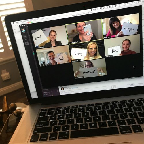 Thinking about building your team? Here’s how (from starting with a VA all the way to a full-time staff). hollymeyer.co/2I95APt via <a href="/AmyPorterfield/">Amy Porterfield</a>