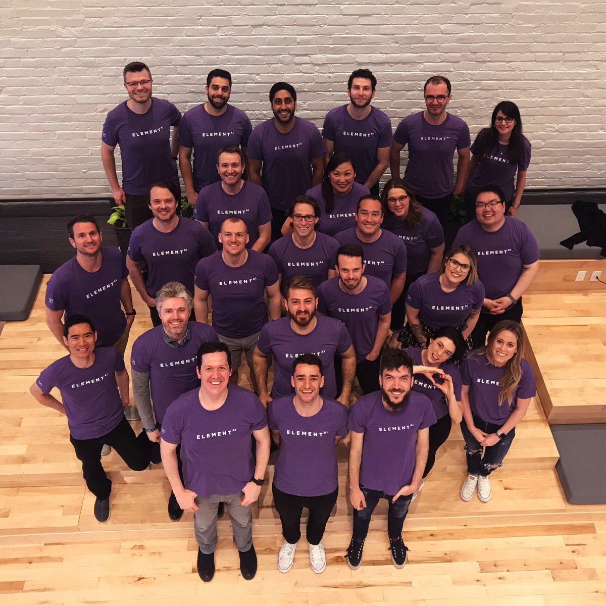 ServiceNowRSRCH's tweet photo. Our team celebrating #diversity, embracing 💜 and standing against homophobia, transphobia and biphobia so that everyone can feel welcome, safe and supported. #IDAHOTB #LGBTQ2 #LoveIsLove #May17th https://t.co/mnahKnhelL