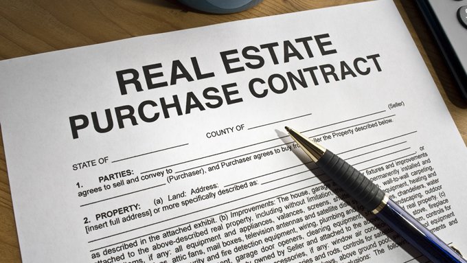 BreiLaw's tweet photo. Why Should I Have an Attorney Review My Contract? https://t.co/OzvblWTNfY https://t.co/HwwGgLZZuu