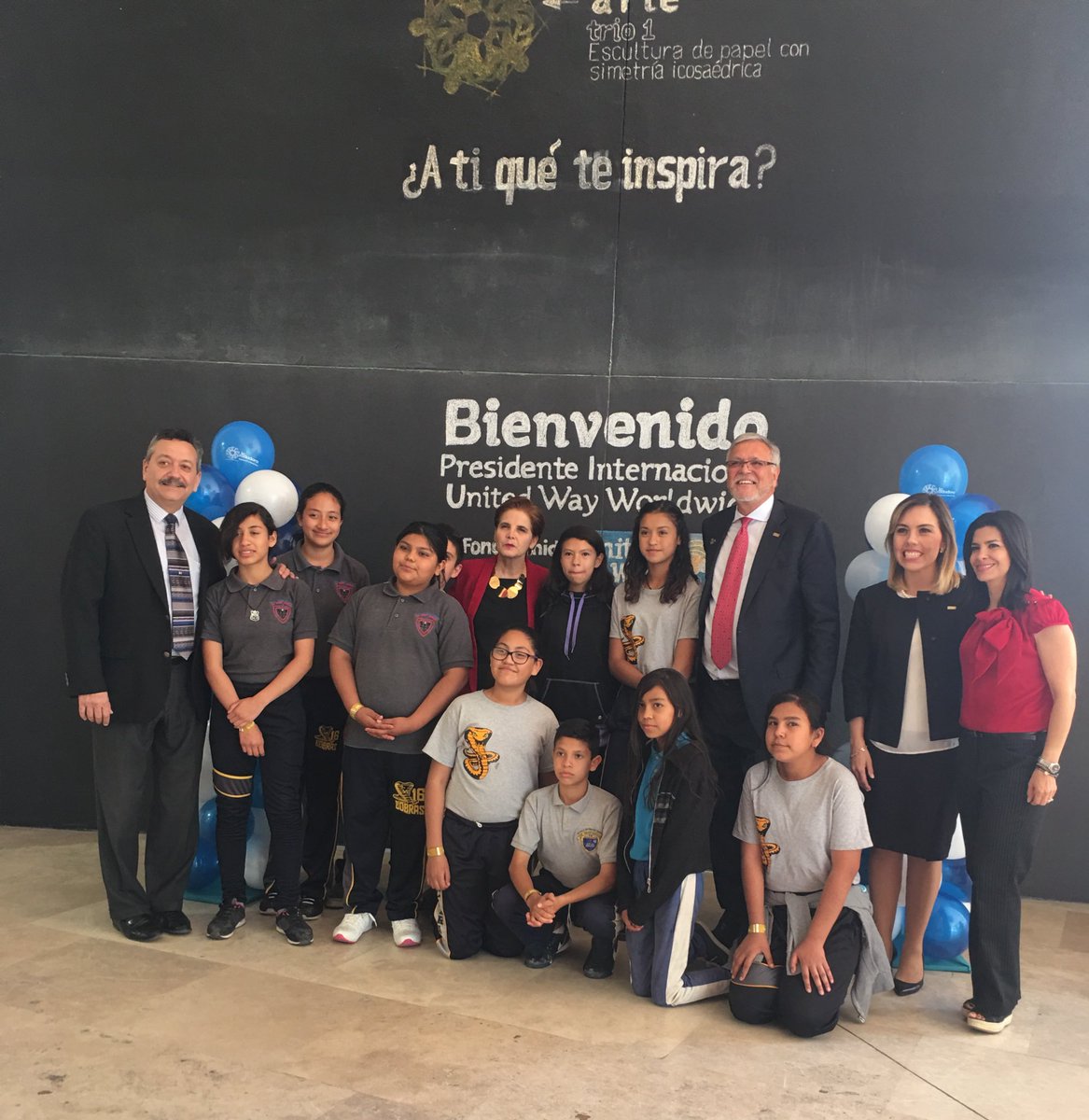 Dianaletigarcia's tweet photo. Celebrando la vida en Fondo Unido Chihuahua con Hilda Villalobos y @JosePedroFerrao @FondoUnidoMx @UnitedWay felicidades por todo lo que ofrecen por nuestros niños en Chihuahua @La_Rodadora https://t.co/oOQP3rDURl