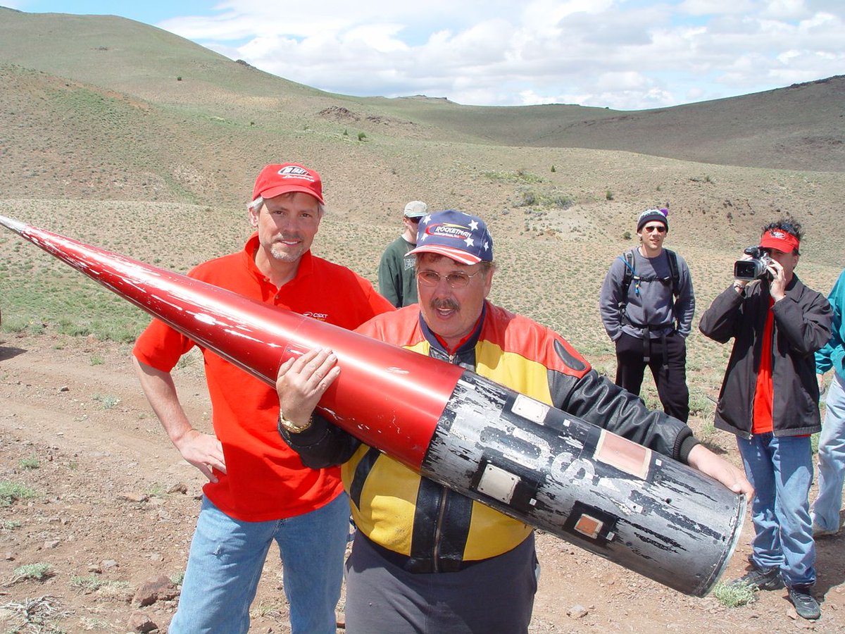 rocketmandoc's tweet photo. On this day in 2004, for the first time in history, these civilians put this rocket into space. It's time to call them what they are: Heroes. #May17 #space #civilianspacerace #rocketmandoc https://t.co/mjOSXXDE8p