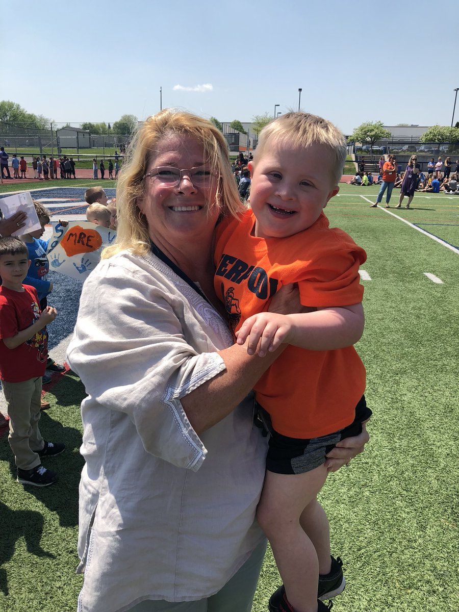 BrettRWoodcock's tweet photo. Welcome back olympians! #mrewarriors #specialolympics https://t.co/v15sqP62qw