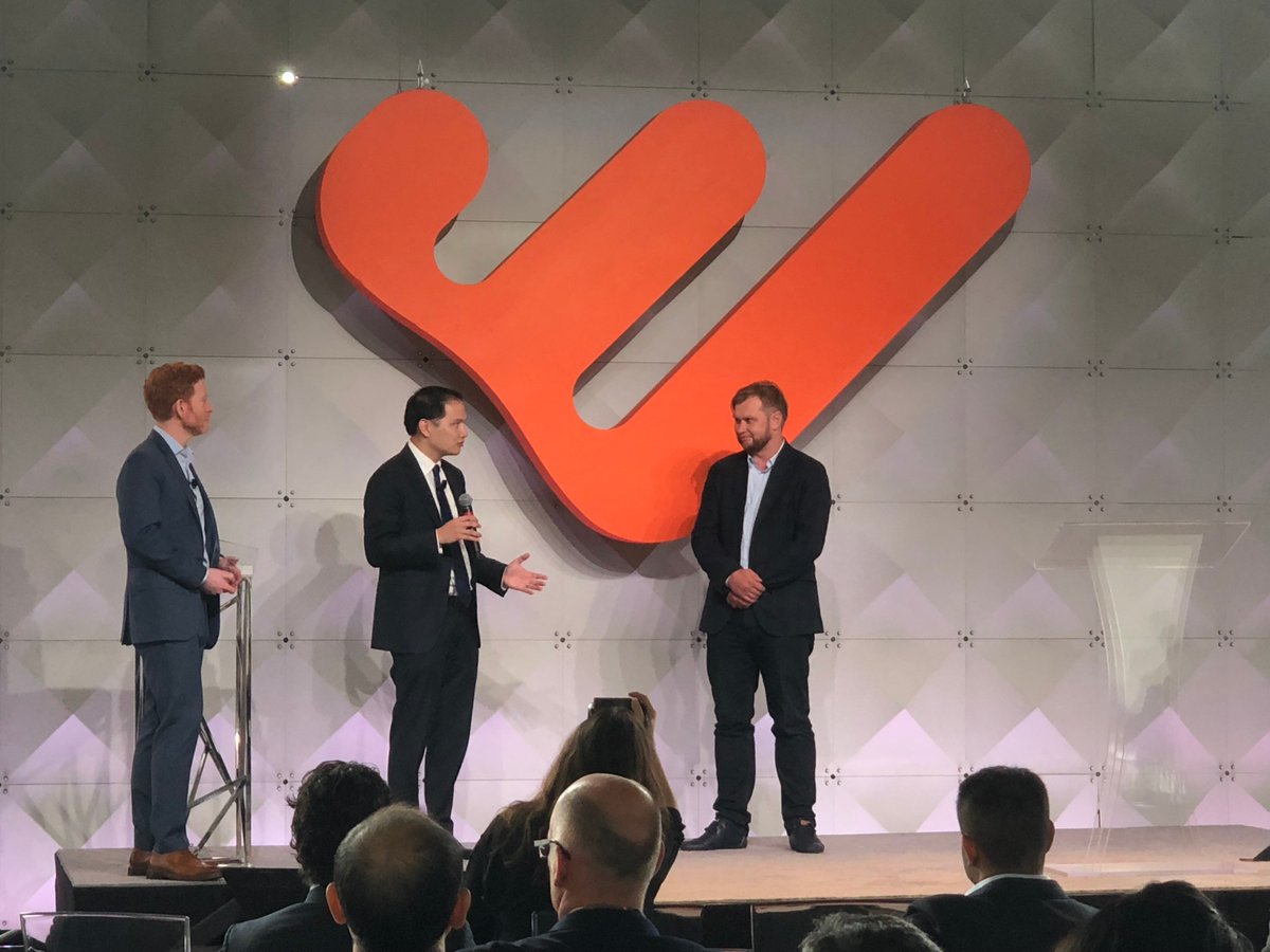 WorkFusion's tweet photo. David Tsay @dstsay receiving the  Excellence in Digital Transformation award on behalf of @nyphospital at the #Ascend18NYC EnterpRISE awards! https://t.co/IIf3F82UCJ