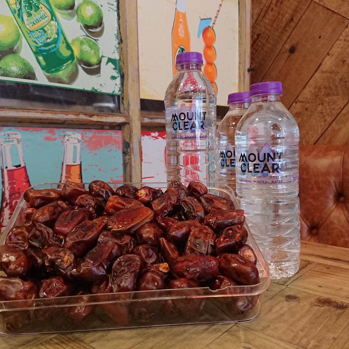 Ramadan Mubarak! Come and break your fast with us! Every night we will give free dates and water for Iftar in both our Willesden Green and Tooting Bec branches.

#RamadanMubarak #Iftar #dates #freewater #ramadan2018