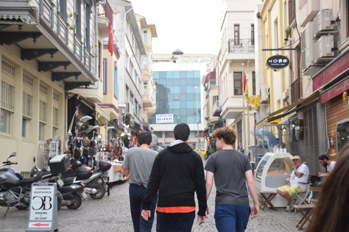 macmillan_mrs's tweet photo. What a wonderful day experiencing the Turkish Culture! Can't wait for tomorrow! @Fulford_Academy @BK_MUN https://t.co/8bH2pGJcGK