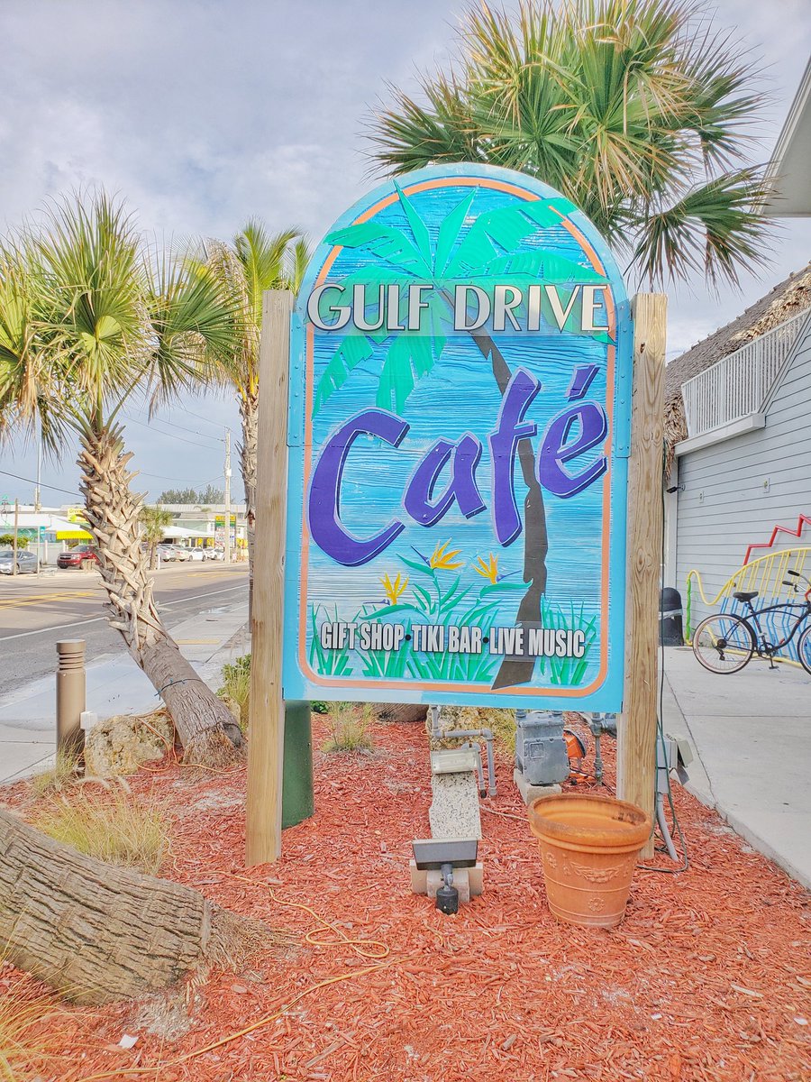 VisitBradenton's tweet photo. RT @southern_family: If you are looking for spectacular beachfront views, nightly entertainment, great service and delicious food then stop by the @GulfDriveCafe for breakfast, lunch or dinner. They won't disappoint! #BradentonArea #annamariaisland https://t.co/tvqRxYAfua