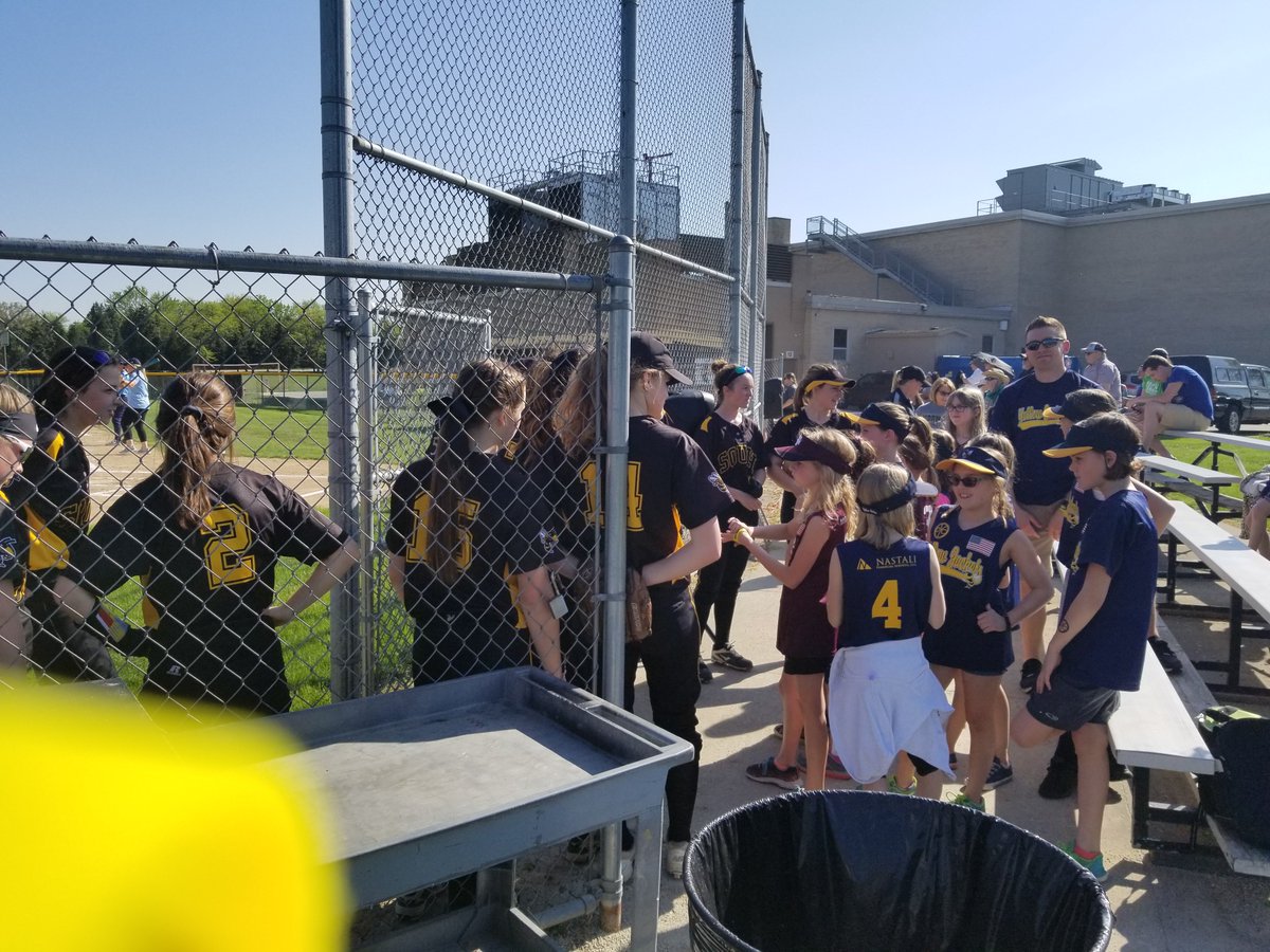 A Huge thanks to all DYC Softball coaches and players who came out the the DYC Softball Night at Hinsdale South.