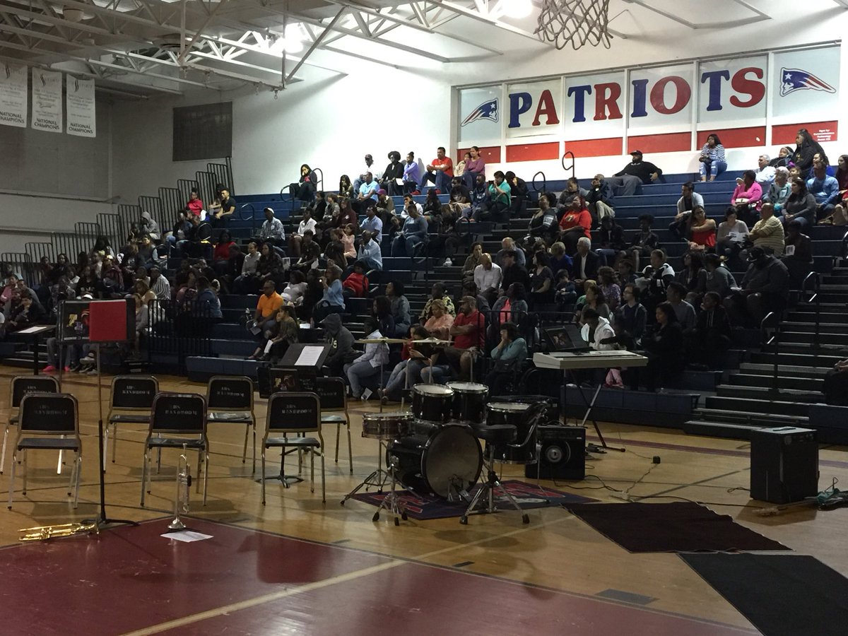 American SHS band concert. Mr. Campos and his phenomenal students #talent @MiamiSup <a href="/MDCPSNorth/">M-DCPS North Region</a> #MDCPSFutureReady #MDCPSinspires