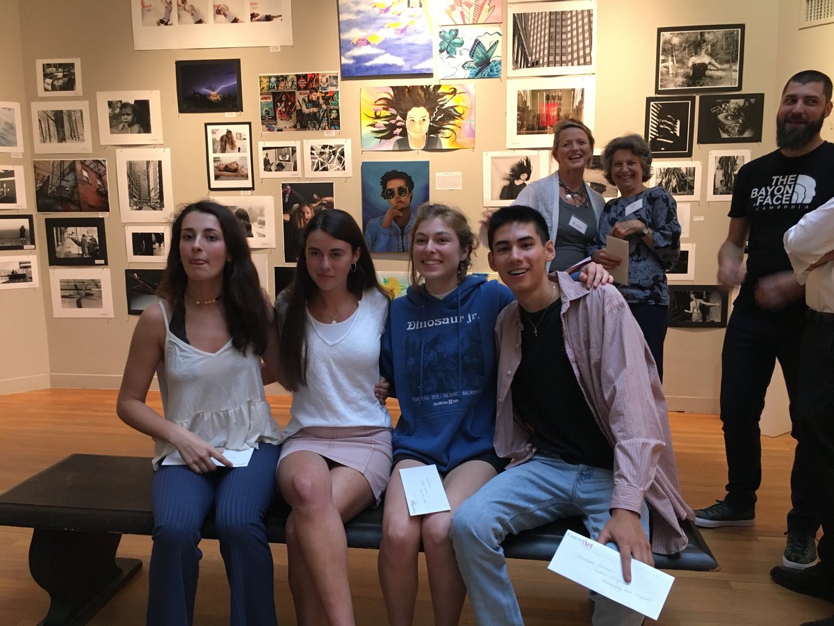 Congratulations to Concord Art Association award winners!
Great reception and incredible art!!
@MJM_CCHS <a href="/CCHSAPMiller/">Brian Miller</a>