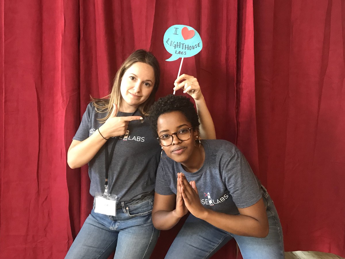 lighthouse_labs's tweet image. Having fun with our students at #LHLDemoDay tonight! 👩🏽‍💻👨‍💻

#LHLYYZ #learntocode