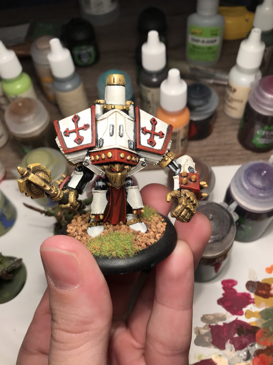 3rdshftwargamer's tweet photo. Some more of my Menoth collection. Man, I REALLY did not prime my minis well back then, nor did I bother to thin my paints. They look great on the table though! #tabletopquality #menoth #privateerpress https://t.co/5BwYmiBDzb