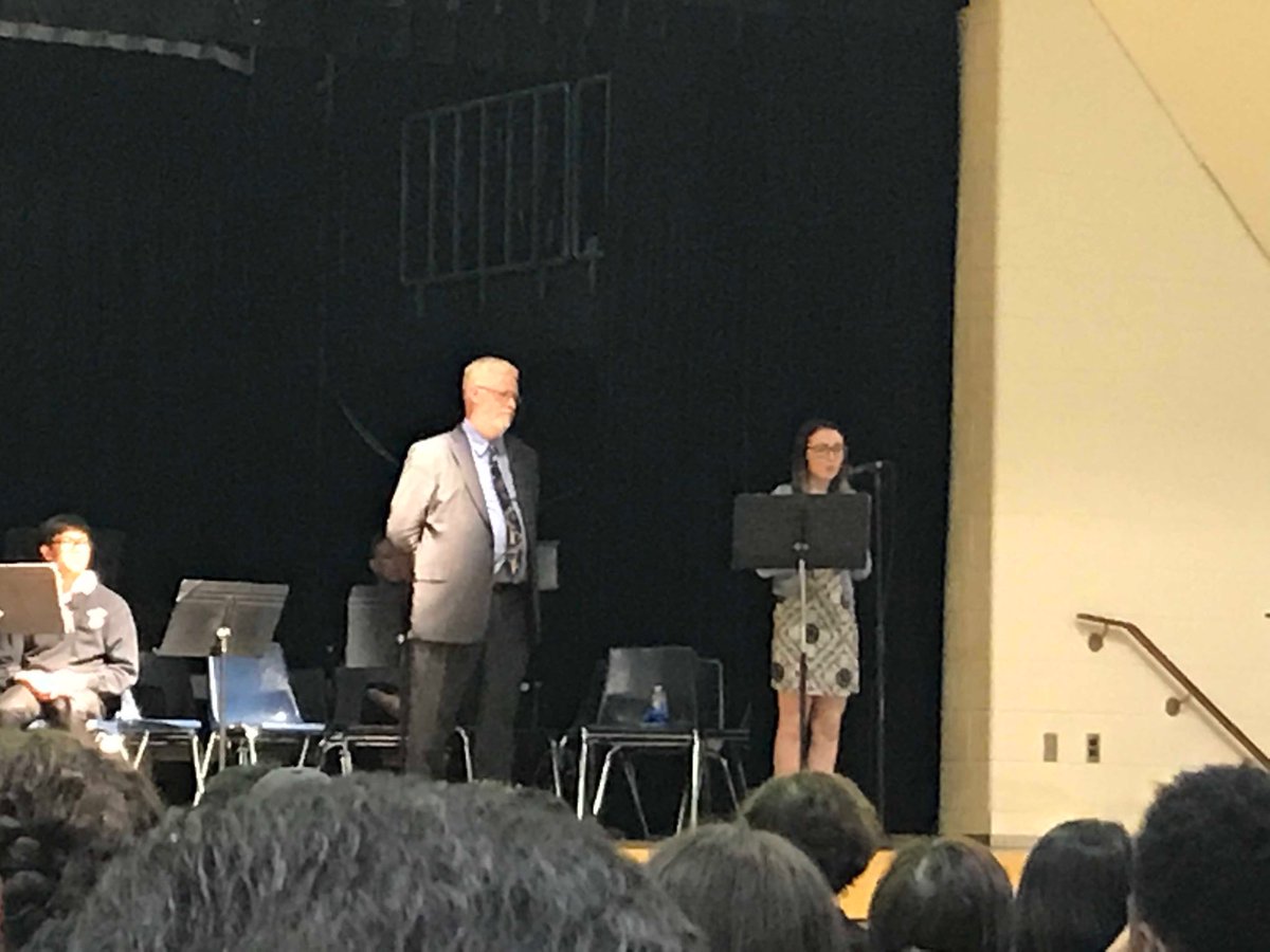 Peter_Koehnen's tweet image. One of Heart Lake’s alumni honouring Jim Pybus in his last Music Night at Heart Lake as he will be retiring in June. Congratulations Mr. Pybus on an outstanding career. Thanks for all you have done for the students of Heart Lake.