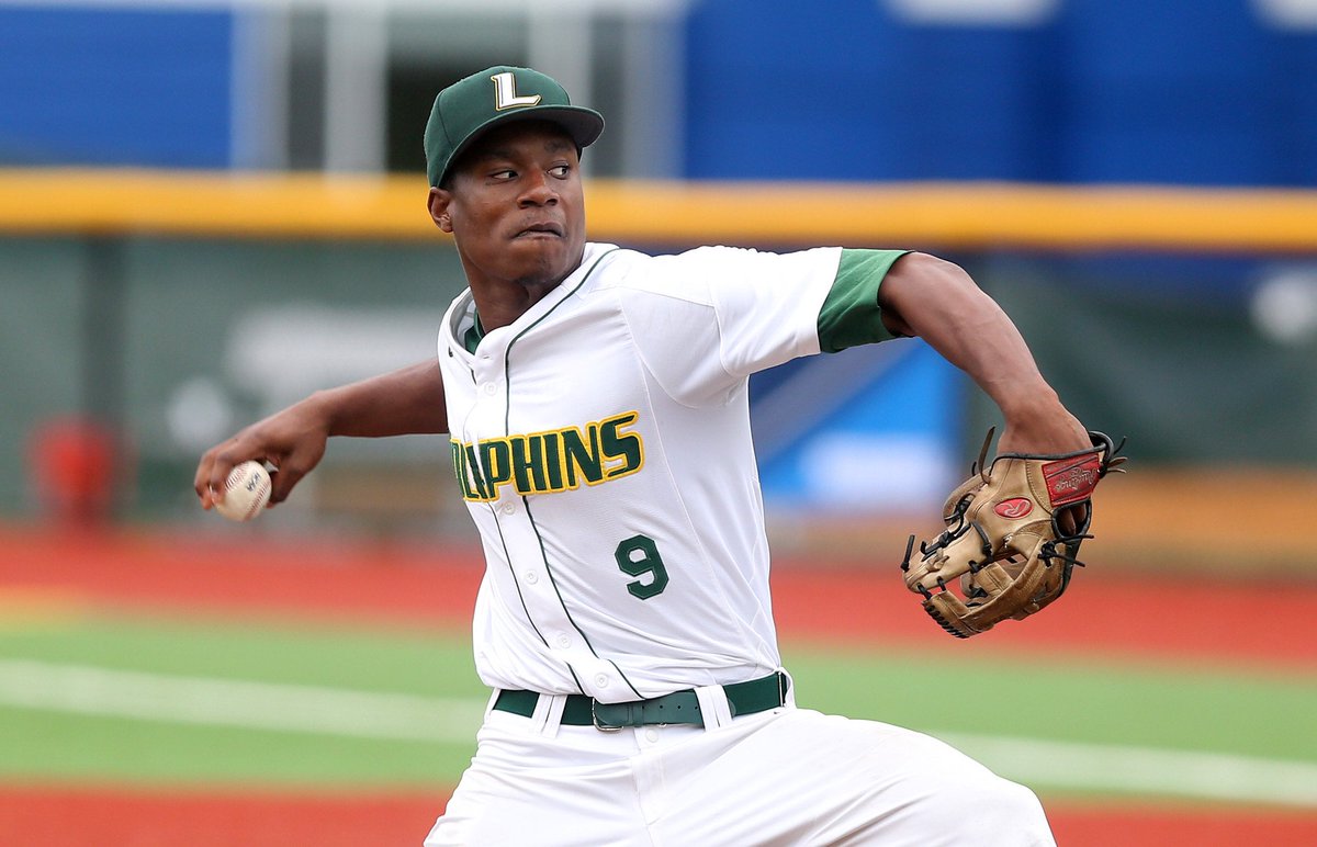 lohudsports's tweet photo. Originally recruited by @LeMoyneBaseball as a shortstop, @NRHS_SC grad Josiah Gray is now a starting pitcher who boasts a high-90's fastball.

He's also projected to go pretty high in the upcoming MLB Draft: https://t.co/CTluddggs5…

@vzmercogliano @LeMoyneDolphins @Jgrayy_ https://t.co/LSQbkfjKBz