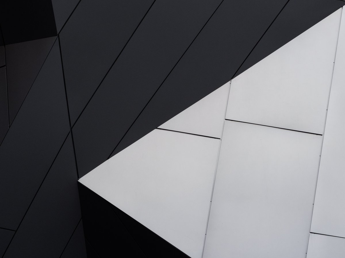 nrthclothing's tweet photo. Contemporary minimalism // Living on the Edge #NRTHclothing https://t.co/ShtTFL6DYD