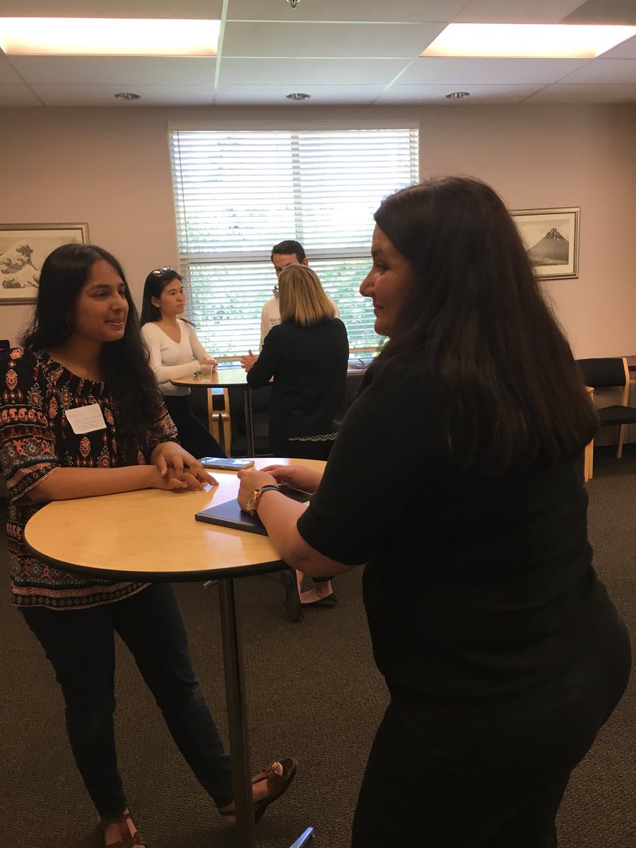 Reverse career fair and loved watching students and employers swapping sides! <a href="/StanfordBEAM/">Stanford Career Edu.</a> #connections