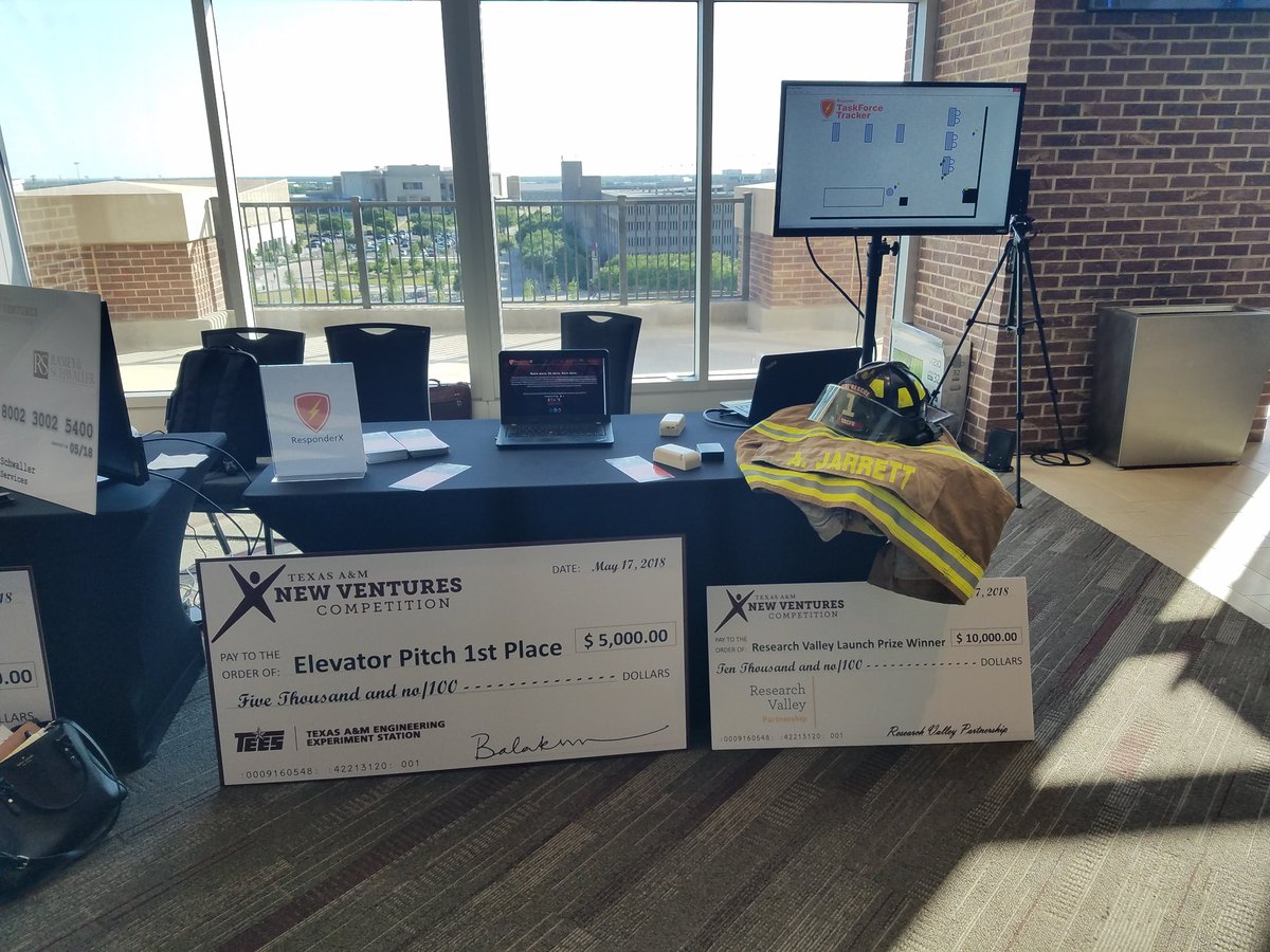 responderx's tweet photo. #TNVC2018 is in the books! ResponderX won first place elevator pitch and @TheRVP Launch Prize! https://t.co/h52IUID53T