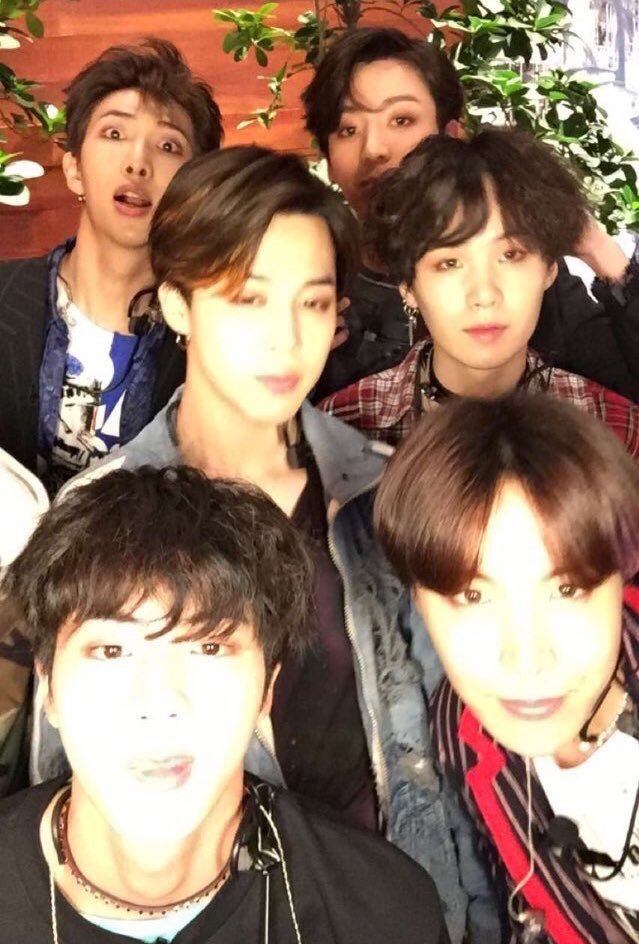 BTSTurkey's tweet image. [18.05.2018] The Ellen Show Snapchat Güncellemesi