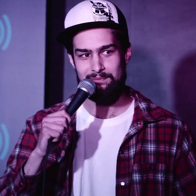 Tonight on #WhosLaughinNow <a href="/PaulPaduch/">Paul Paduch</a> is talking with <a href="/KTrevorWilson/">K Trevor Wilson</a> from <a href="/LetterkennyProb/">Letterkenny Problems</a> + there's comedy from <a href="/AshleyMoffatt/">Ashley Moffatt</a>, <a href="/NigelGrinstead/">Nigel</a> &amp; more! Tune in at 9pmET! #CanadaLaughs #SXM168 #SiriusXM