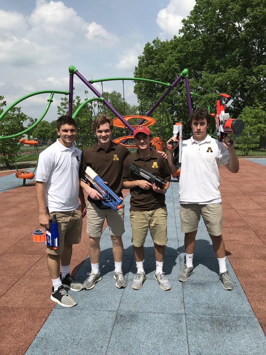 AlterNerfWars's tweet photo. In a playground style shootout, Luke Dinkins and Alec Brodbeck defeat Dom Ruffolo and Ben Hale!! They will advance to the next round! https://t.co/6E2t0KDMi4