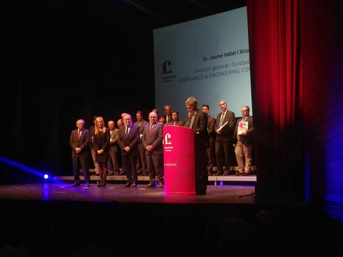 CambraTerrassa's tweet photo. Felicitats als guardonats! #Dermofarm #GrupoAcuster #Ecofred @Heavymovement @AEInnova @lamp_worktitude #VienaSocVienes #FinsaFiltrosIndustriales_JobGroup @VytrusBiotech #WetronAutomatización #ComplianceServices @fupar @bbraun_com @Drones_Company @editables_es i Antoni Bellido https://t.co/0JLjQbABaS