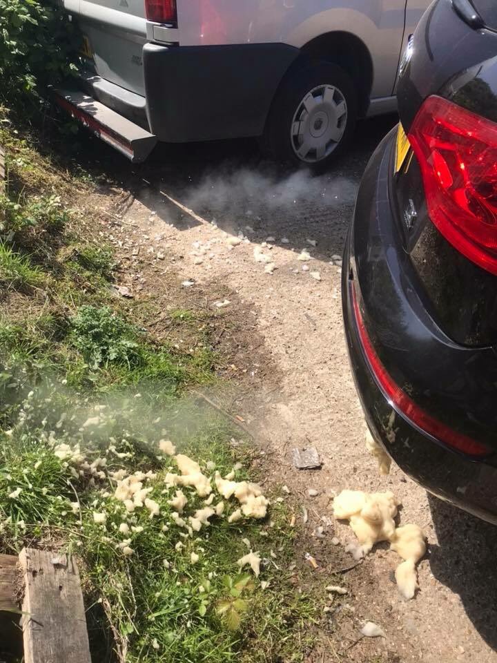 smithsgarageuk's tweet photo. AUDI Q7 2011 3.0TDI 

DPF cleaning solution ! 

Very satisfying results ! 

Drop us a message if your vehicle is struggling with constant DPF issues a simple £200 solution will solve it ! https://t.co/IXs0kPgul9