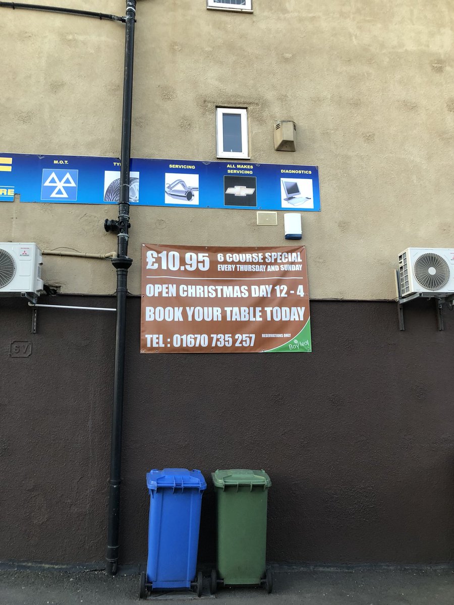 Simon Davison tweet media