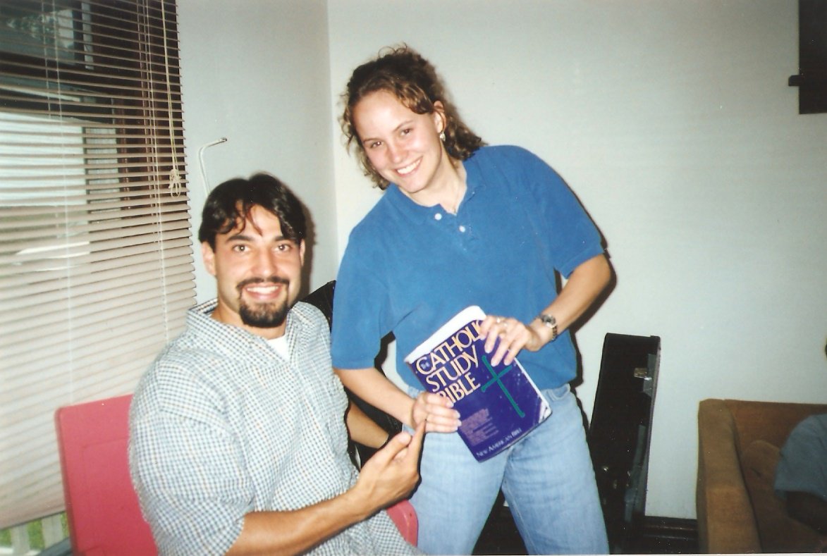 BenedictineKS's tweet photo. 20 years have gone by so fast. #TBT - the first @FOCUScatholic missionaries, Joe Wurtz (now our Dean of Students) and Bethany Schlueter, and Curtis Martin (Founder of FOCUS and this year's #RavenCommencement speaker) giving a retreat for students in 1998. FOCUS has grown so much! https://t.co/3gq9dEwrgP