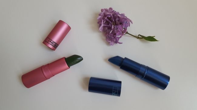 BrokedownVanity's tweet photo. #BloggersPromotingBloggers
Karalee, of Tales of Belle blog, just recently put up a post on an item in my Top 5 Lip Products I'd like to try(https://t.co/aJmi03luGU). She brought up a few good points.
#BloggerKind #lipstick @FemBloggers @bloglove2018
https://t.co/UeAPoQHVWt https://t.co/Bfdl7ZTIiW