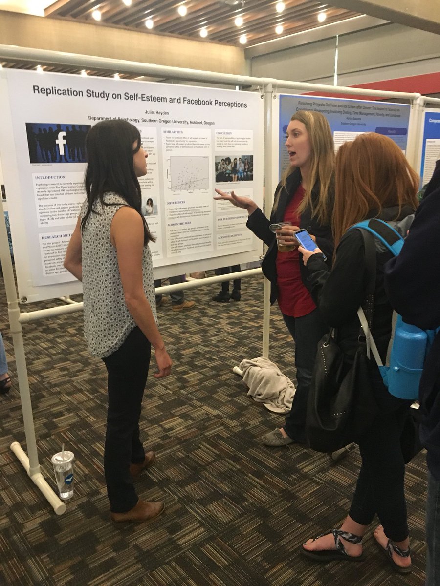 SOARsou's tweet photo. The poster session is still going strong! We love learning what SOU students are passionate about! #SoaringSOU #SOUSOAR #SOARWEEK2018 https://t.co/gxXxpwafe5