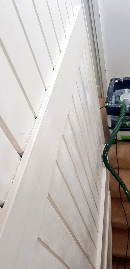Jenthedecorator's tweet photo. @tidyisntit @TwoFussyBlokes @JohnstonesTrade @picassobrush @handypaint it was previously gloss gone yellow. I sanded back and 2 coats of @JohnstonesTrade #Aquaundercoat then 2 #covaplus https://t.co/DVnunMqlHF