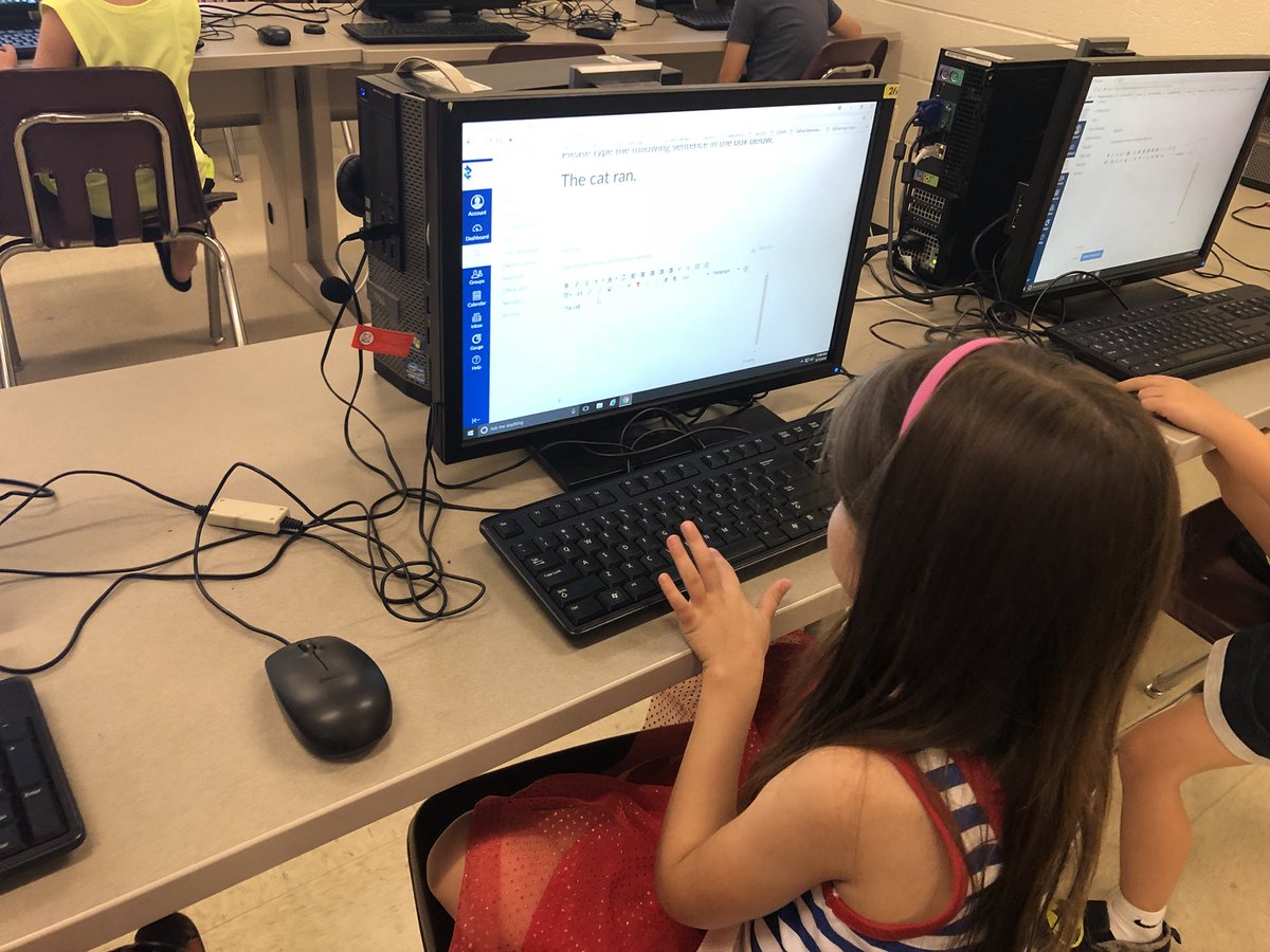 Canvas training with Mr. Berry. <a href="/ClarkCreekSTEM/">Joey Moss</a>