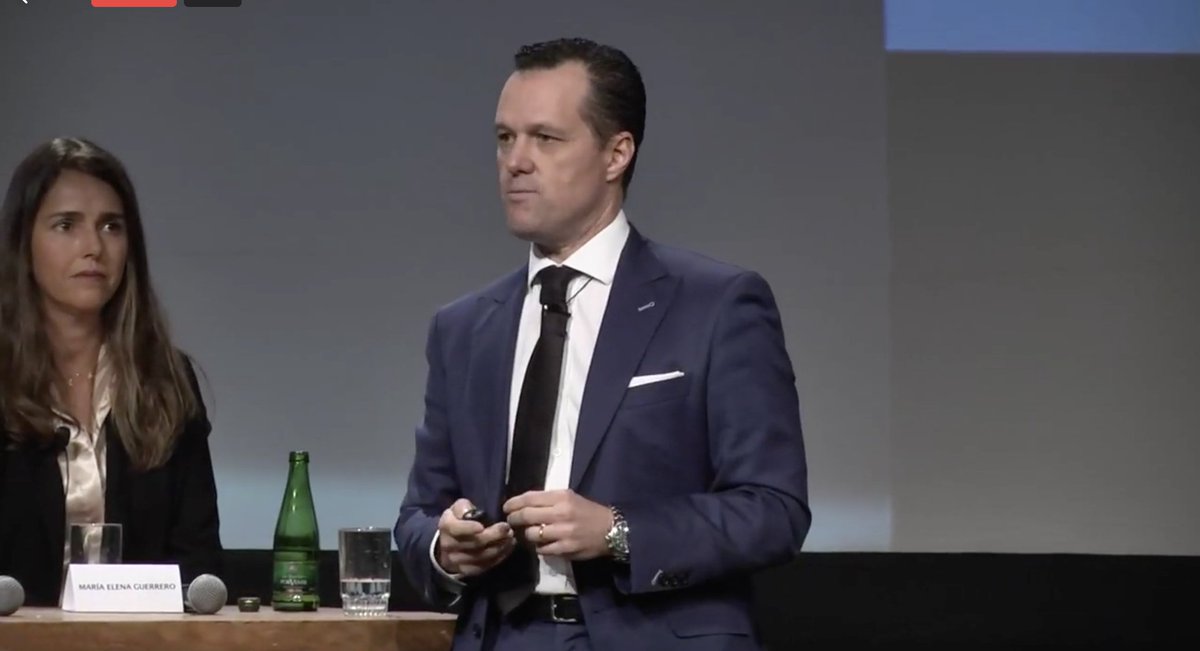 icare_chile's tweet photo. Matías Sánchez, gerente división banca comercial del Work Café del Banco @santanderchile, dice en #COMAR2018 que "hemos marcado un antes y un después en la forma en que la banca se acerca a los clientes". Síguelo en https://t.co/HhoiFc9QLl https://t.co/2wHu3aYcYv