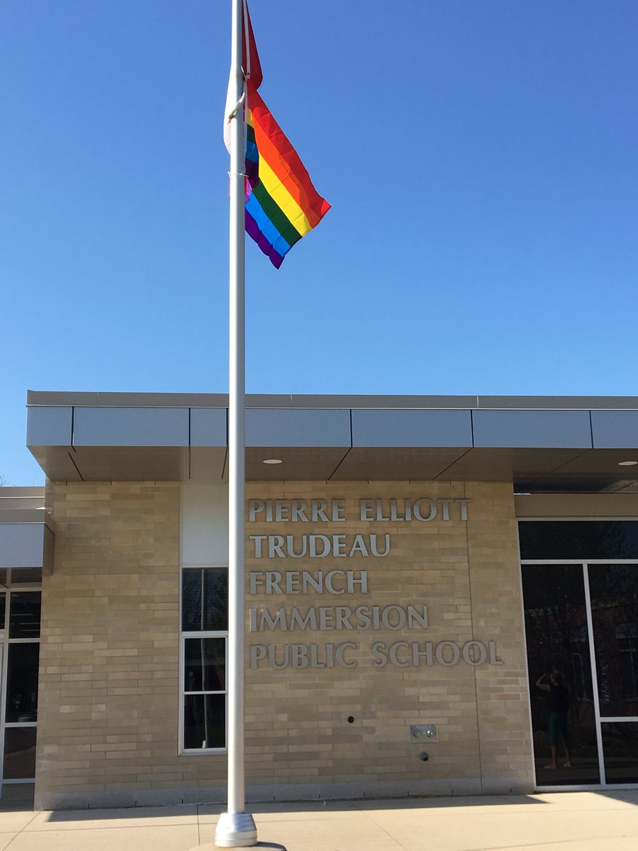 Mrs. Kennedy tweet media