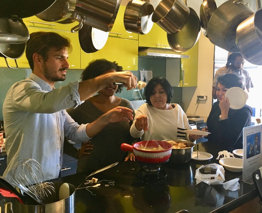 HISanDiego's tweet image. It was Swiss time in the hostel last week !! We enjoyed the famous Fondue ☀️😎🍴
#Whywehostel #swissfondue #hisandiegodowntown #cheeseforever