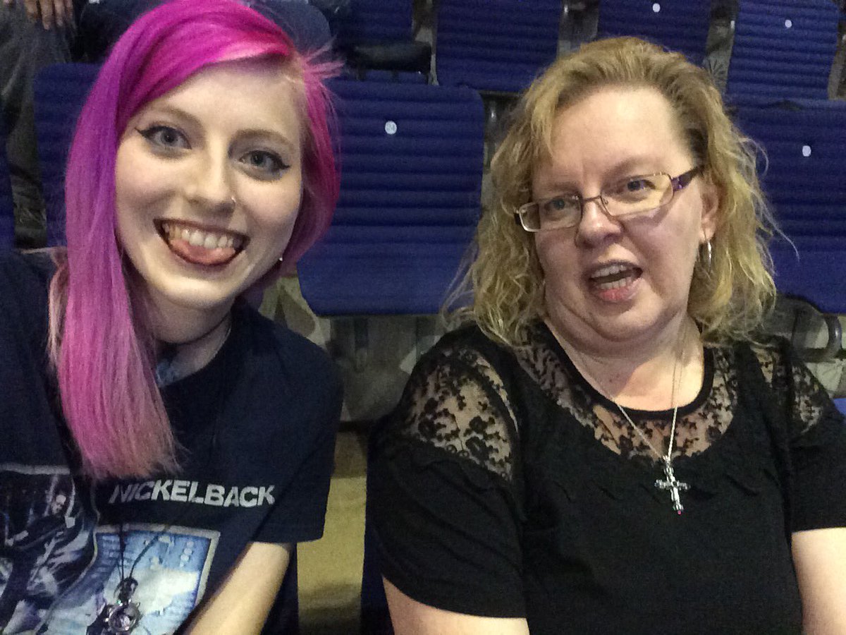 janinecheyenne's tweet photo. After almost 2 years I finally saw @Nickelback last night again and it was awesome, I screamed at the top of my lungs to all the songs 😍 
Thanks for the amazing show 🤘🏼😱 #NBDE #NBBerlin https://t.co/MdmfFtxfhD
