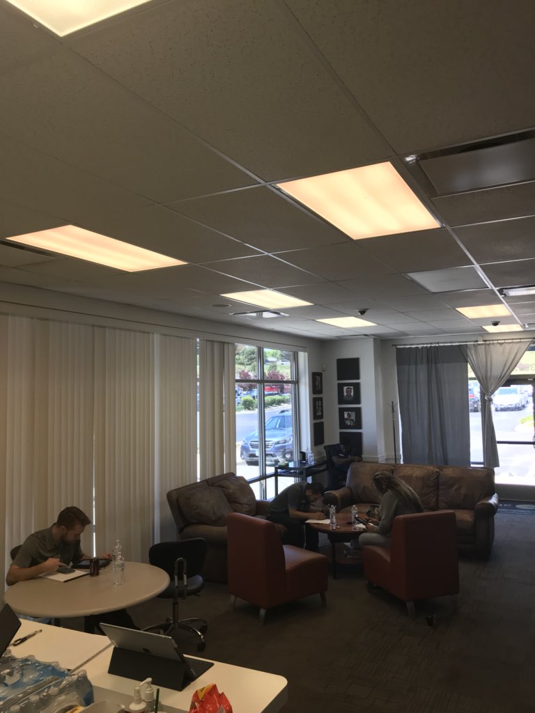 pmotto44's tweet photo. Great couple hours blitzing with the CRU Champions today here at Powers!  @JSpecksATT @ScheelHouse @ehoier @aharris_rmr @RockyMtnWINS @rmr_powers https://t.co/cVEz34HHuu