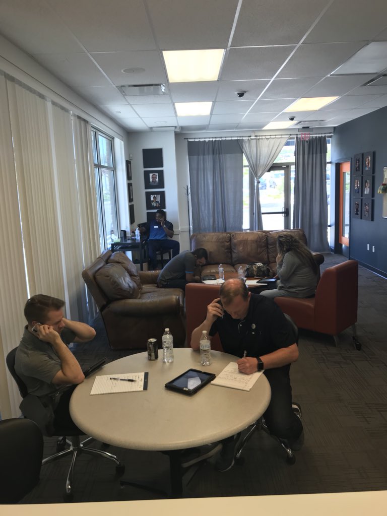 pmotto44's tweet photo. Great couple hours blitzing with the CRU Champions today here at Powers!  @JSpecksATT @ScheelHouse @ehoier @aharris_rmr @RockyMtnWINS @rmr_powers https://t.co/cVEz34HHuu