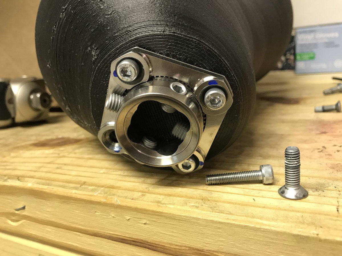 MPowerPros's tweet photo. @StandardCyborg and @TriFusionD together give me all of the necessary tools to set alignment and create a attachment surface for my female pyramid. Who needs gunk and a 4prong if it all is incorporated into a PACF socket set in 12 degrees flexion #thefutureisnow https://t.co/NdZgCyIMWl
