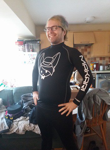 animalsiren's tweet photo. @SmutKari under-armour for his suit arrived today and may i say doesn't he look dapper and its got my doodle. once again Val at @PawPrintingUK has done a fantastic job will definitely be coming back to you for mine 
#underarmour #PRINTING #furry #art https://t.co/J1sRpi6Gke